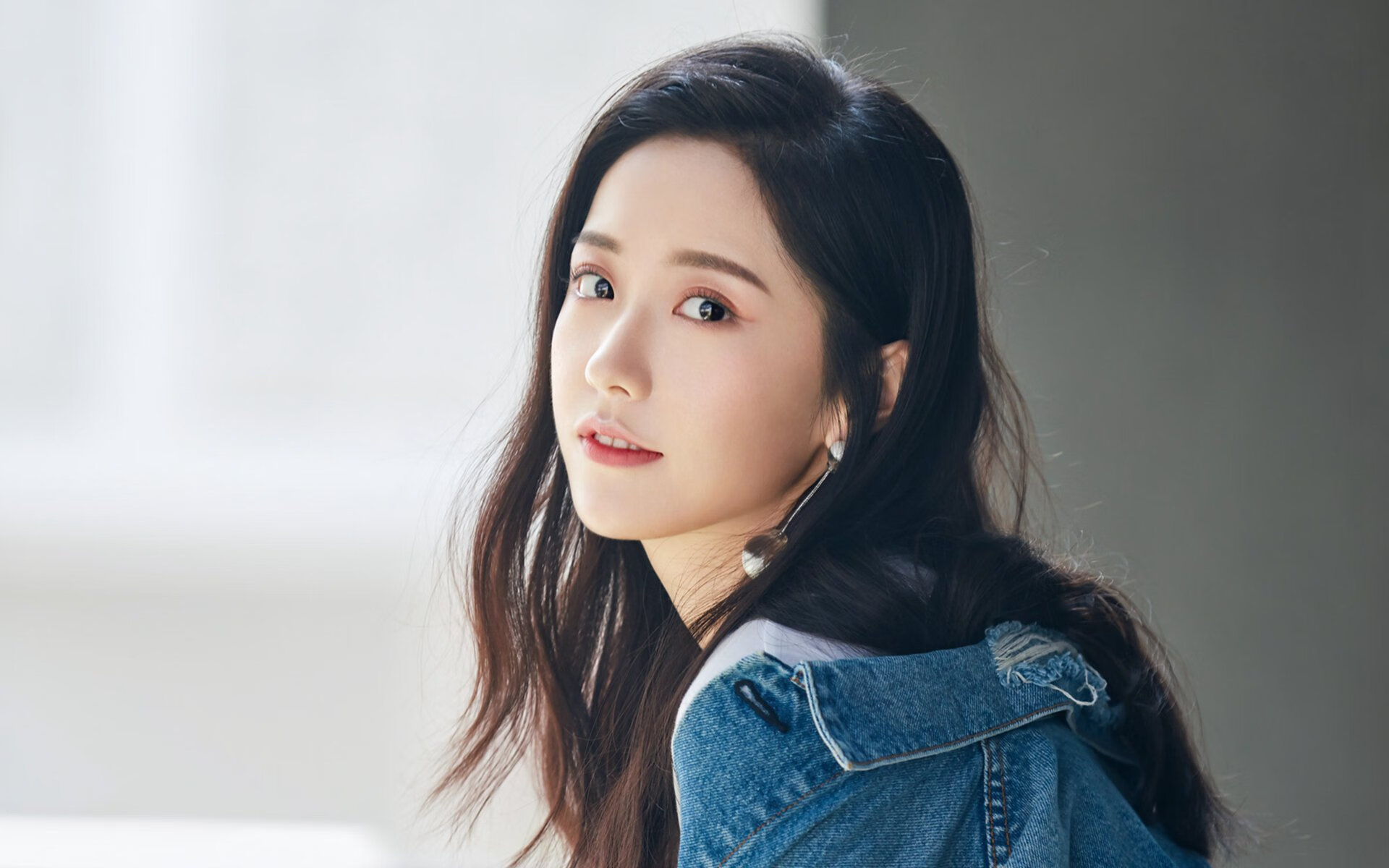 火箭绝杀引爆球馆！戈贝尔末节13分+隔扣绝杀，利拉德34分成空砍